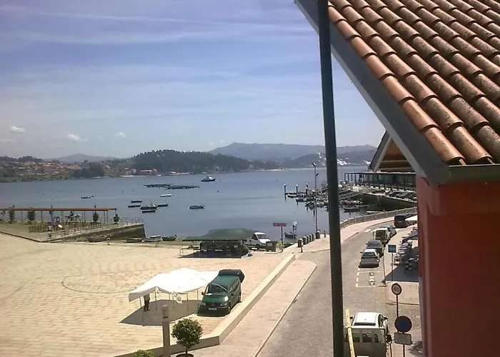 Hogar Del Puerto * Combarro